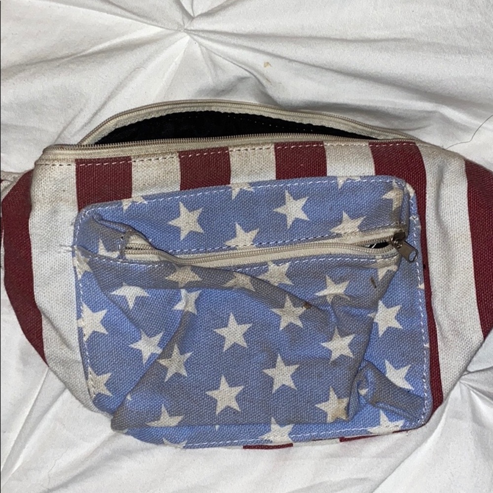 American Flag PhannyPack